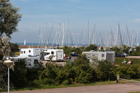 Camperplaats marina stavoren ijsselmeer friesland